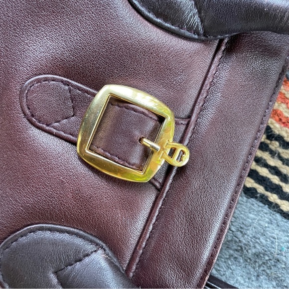 Vintage Etienne Aigner Dark Brown Satchel with Gold Buckle - Picture 4 of 13